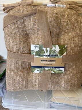 LOT OF 2 TOMMY BAHAMA PATIO CUSHIONS 20x20 BOHO INDOOR OUTDOOR WOVEN TROPICAL